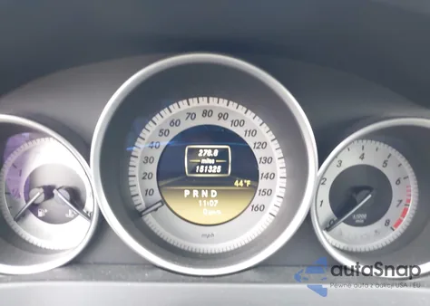 2012 Mercedes-Benz C 300 Sport 4Matic z USA, uszkodzony, nr VIN WDDGF8BB9CR233312